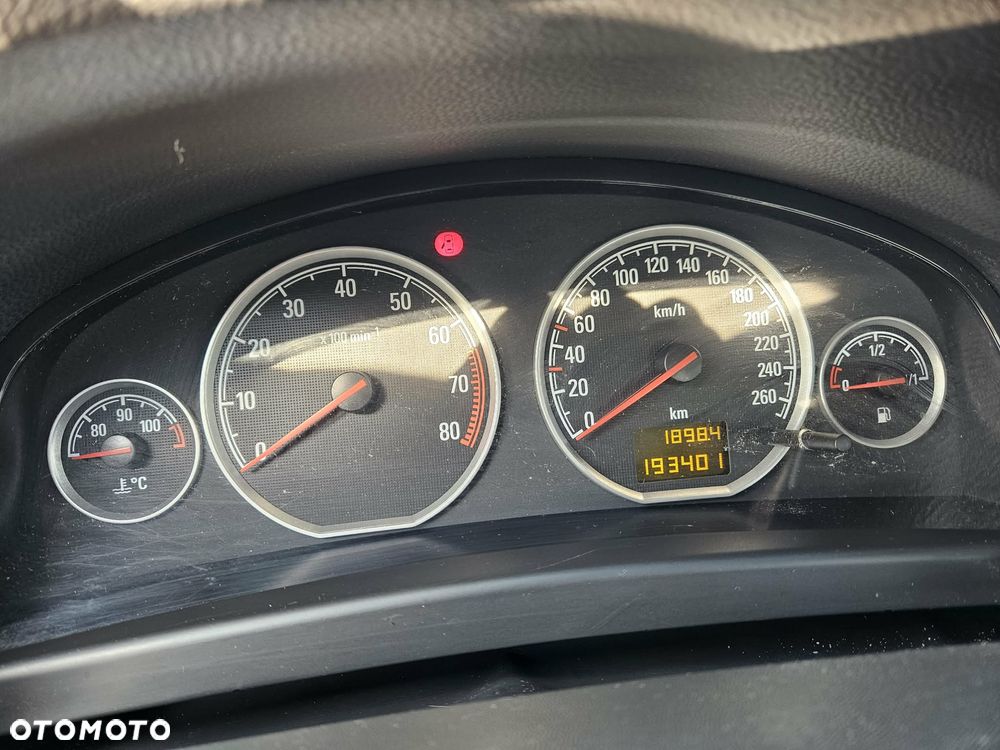 Opel Vectra 1.8 - 7