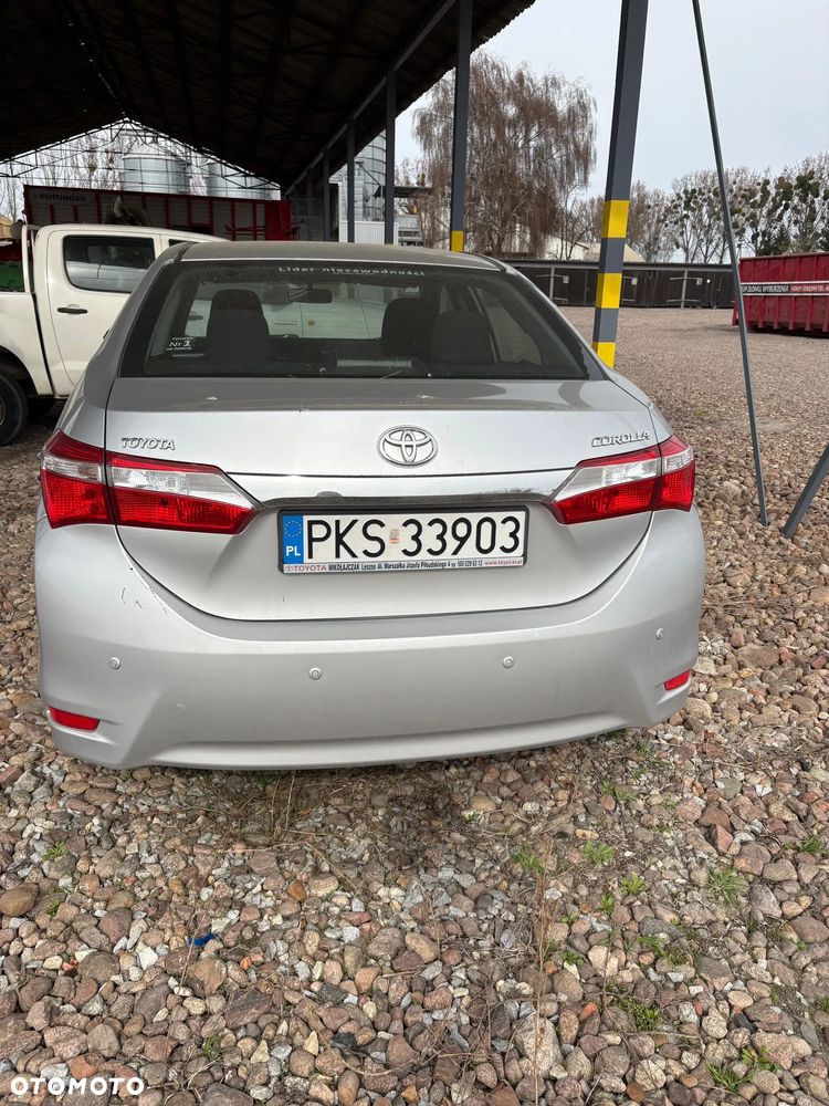 Toyota Corolla 1.6 Active - 3