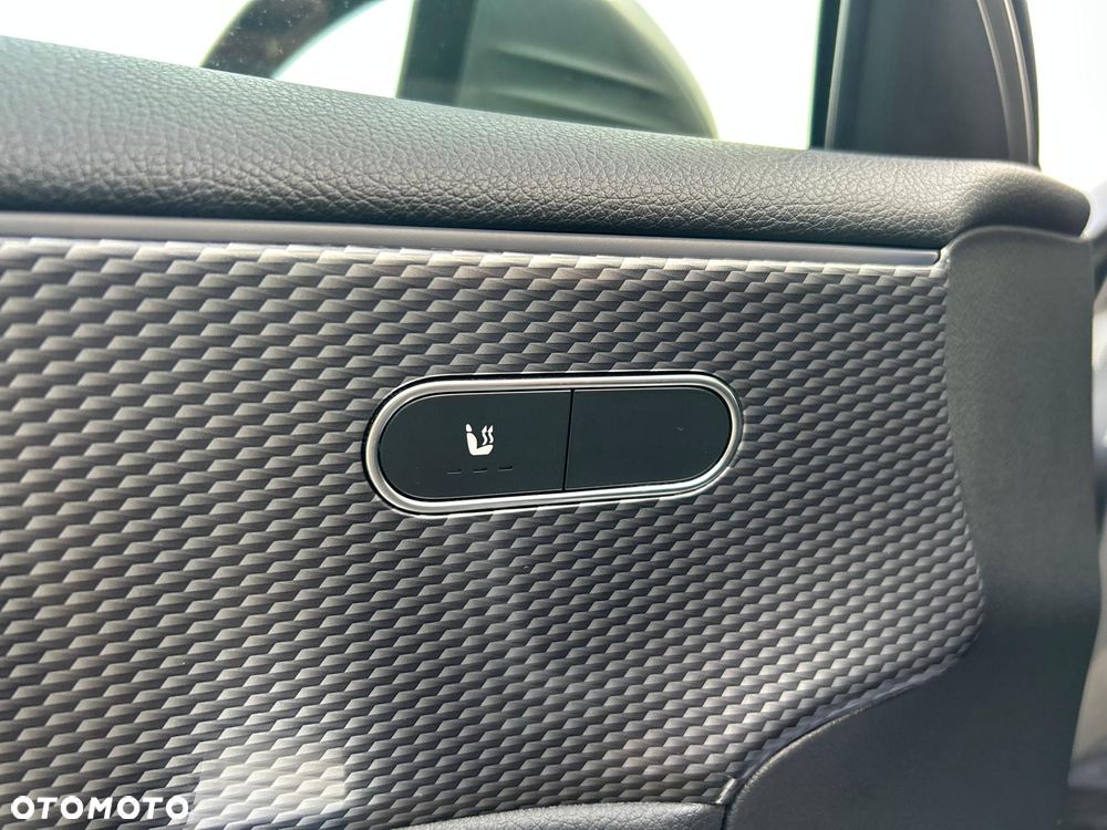 Mercedes-Benz Klasa A 200 7G-DCT Edition 2020 - 36