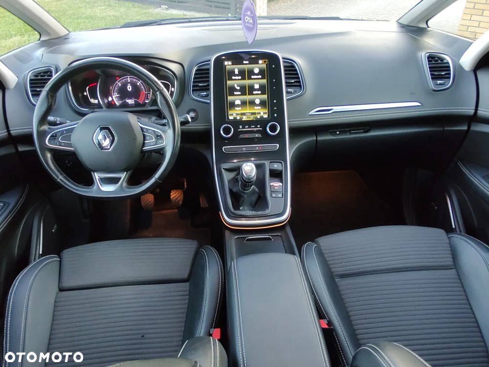 Renault Grand Scenic BLUE dCi 120 BOSE EDITION - 9