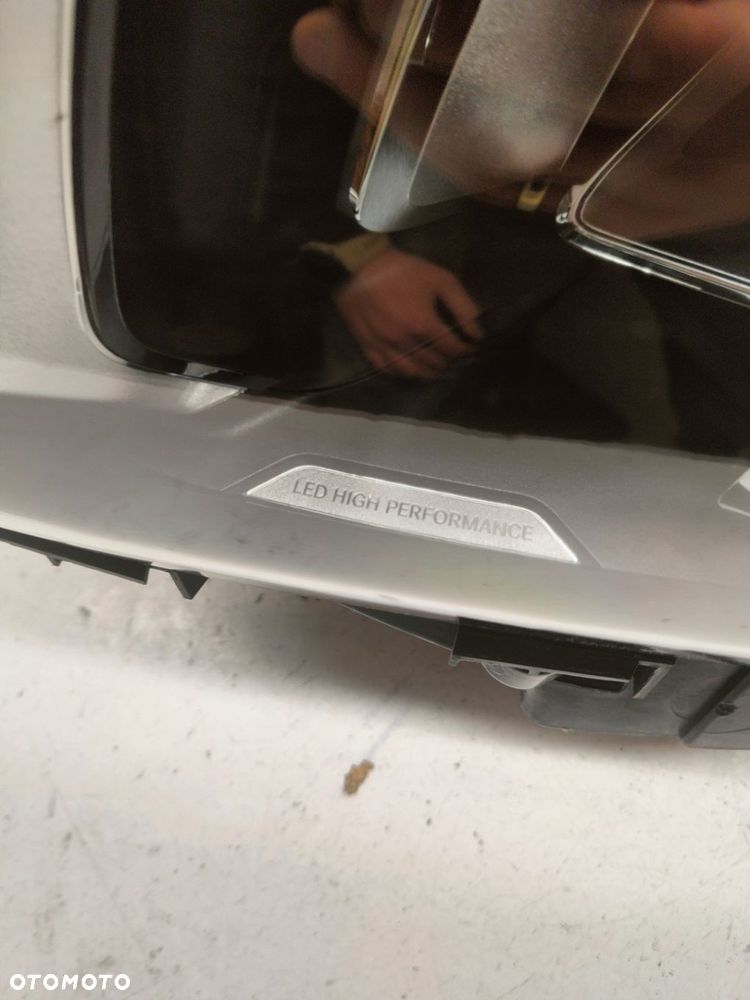 MERCEDES GLB A247 HIGH PERFORMANCE LED LAMPA LEWY PRZÓD A2479061905 - 2