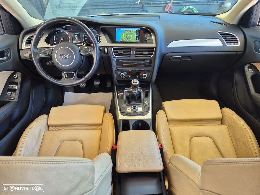 Audi A4 2.0 TDI S-line - 8