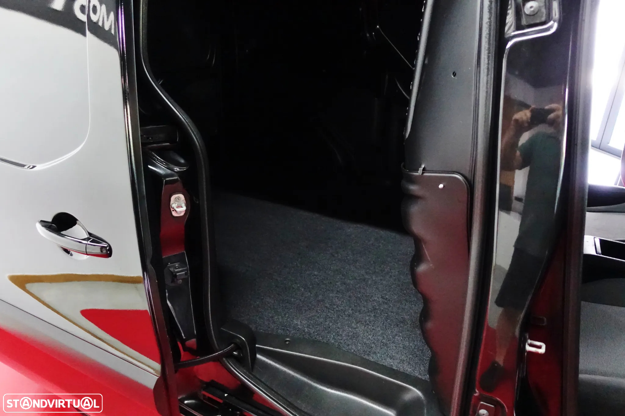 Peugeot BERLINGO IGUAL A NOVA - 37