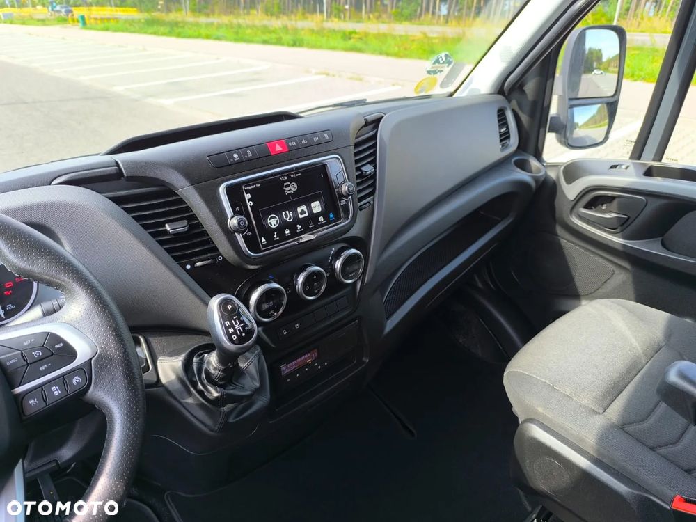 Iveco Daily 70C18 Sypialnia WINDA, 15 Palet, 2x Firana + Zsuwany Dach + Reg Wysokość! - 30