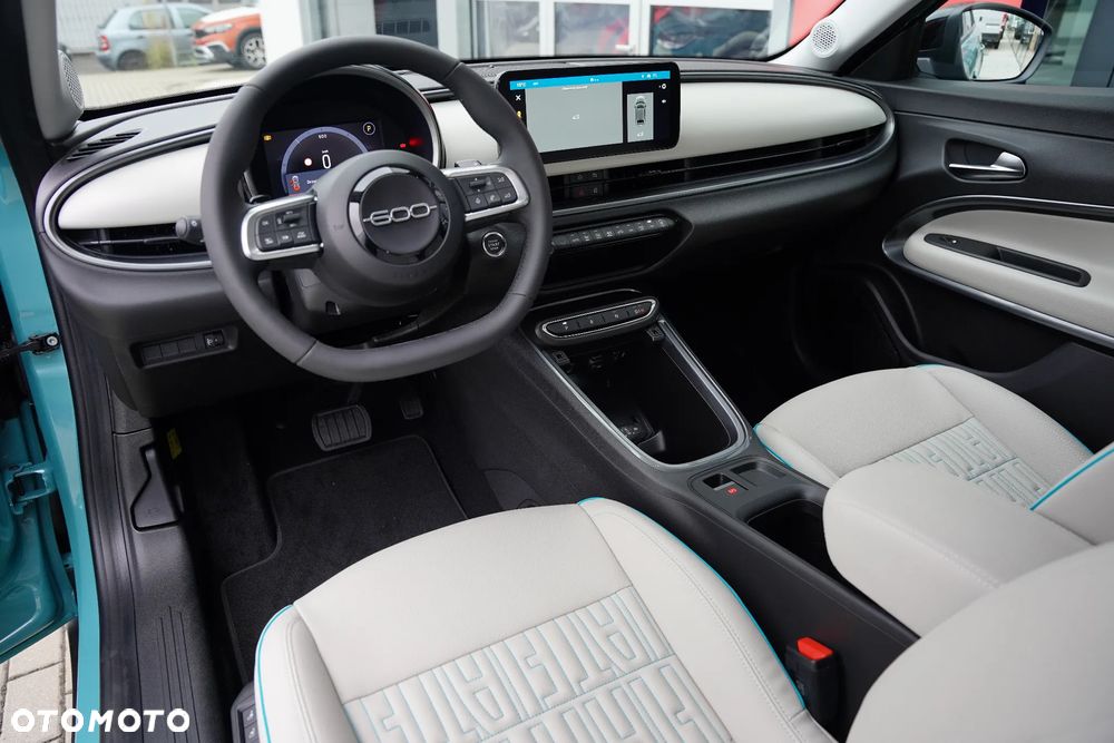 Fiat 600 1.2 Turbo La Prima eDCT - 9