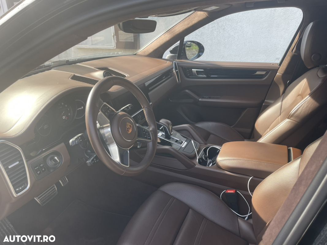 Porsche Cayenne S - 5