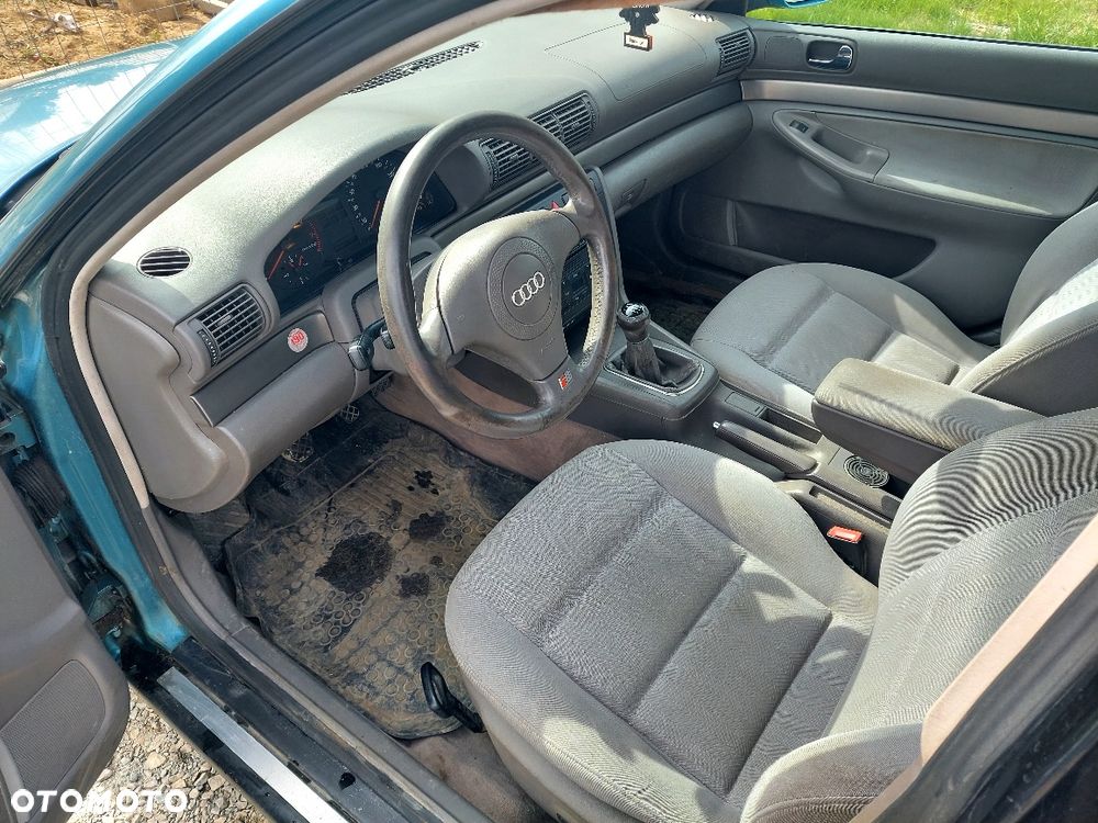 Audi A4 Avant - 7