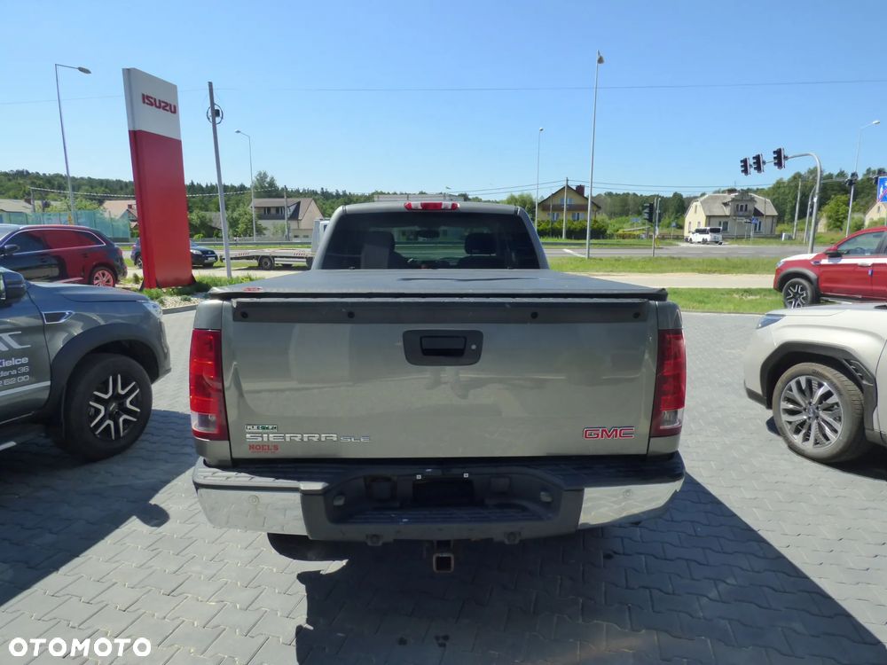 GMC Sierra - 6