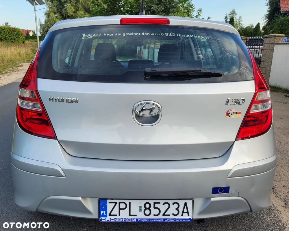 Hyundai i30 1.4 FIFA WM Edition - 19