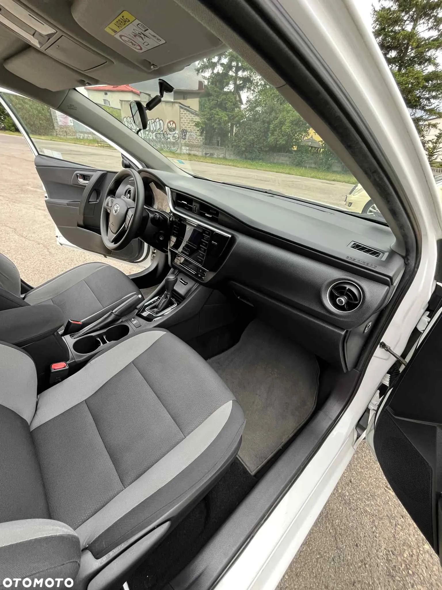 Toyota Auris 1.6 Active MS - 15