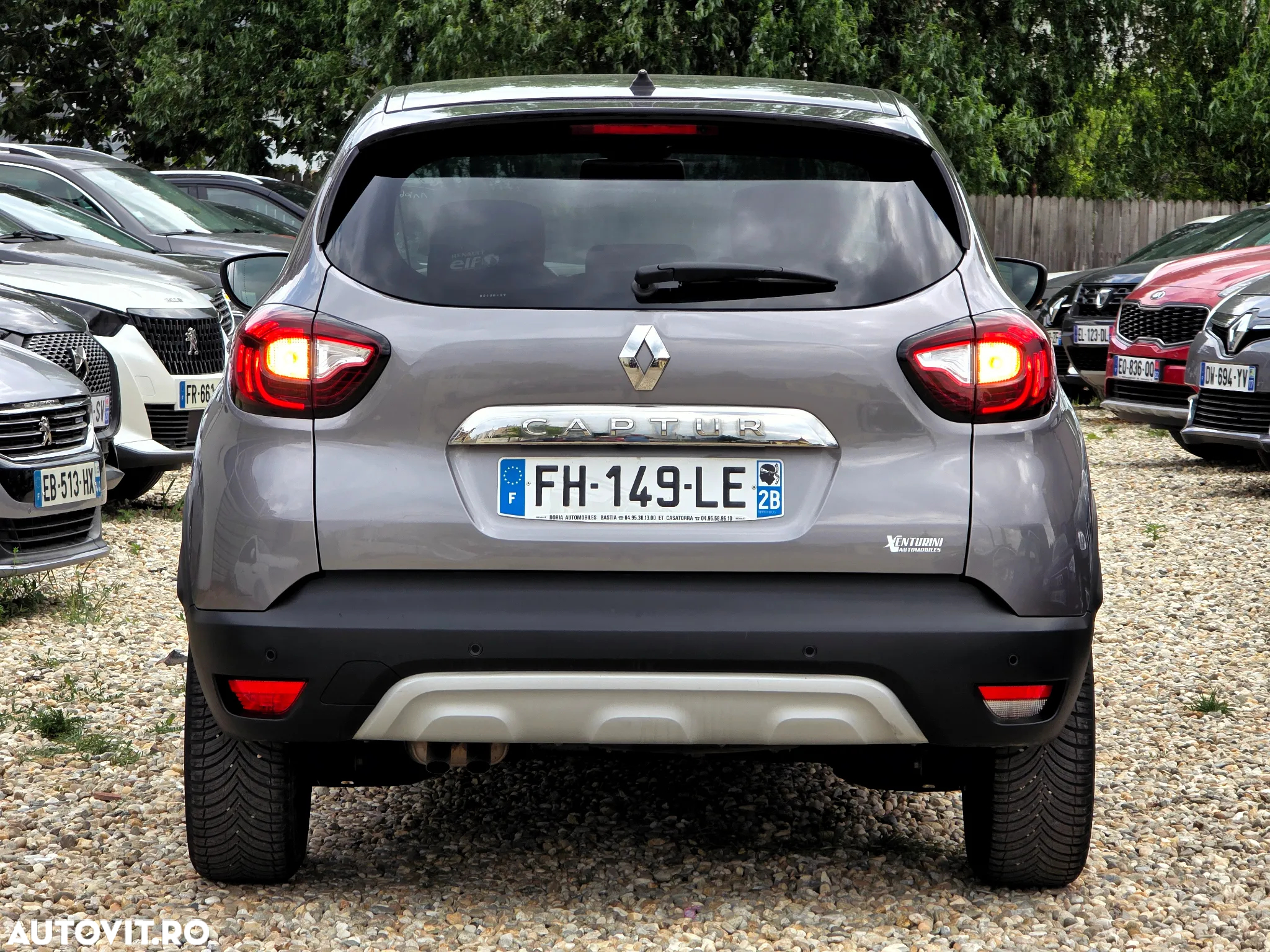 Renault Captur TCe 130 GPF INTENS - 11