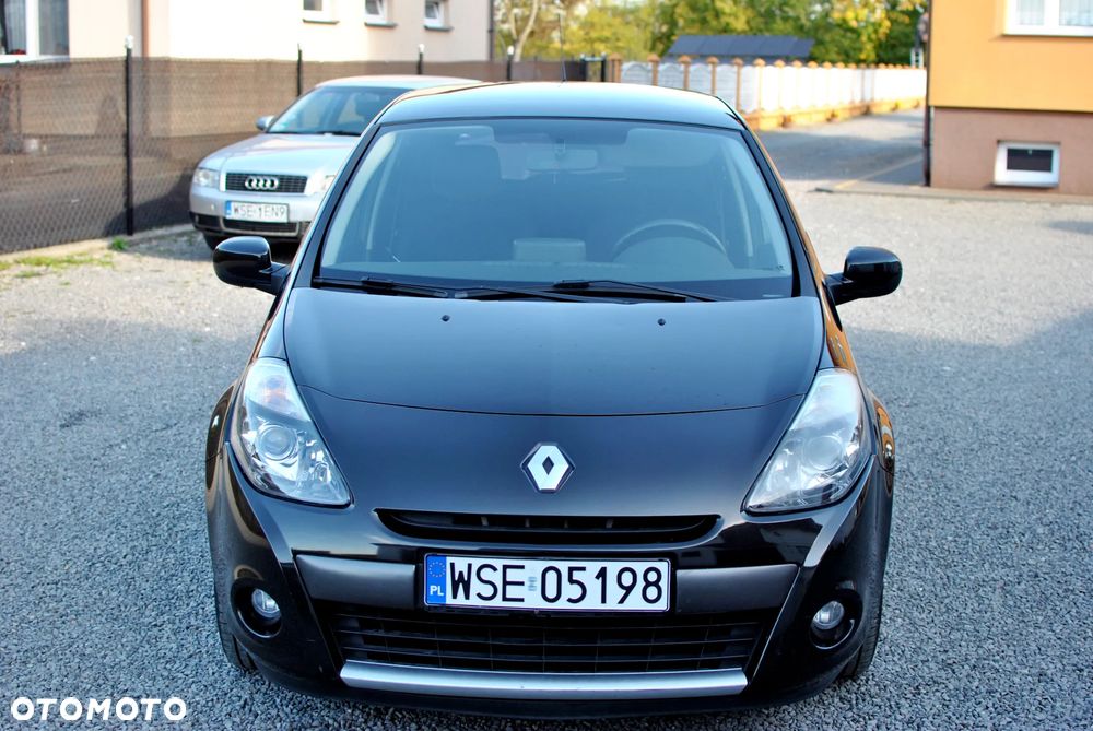 Renault Clio 1.2 16V Limited EU6 - 13