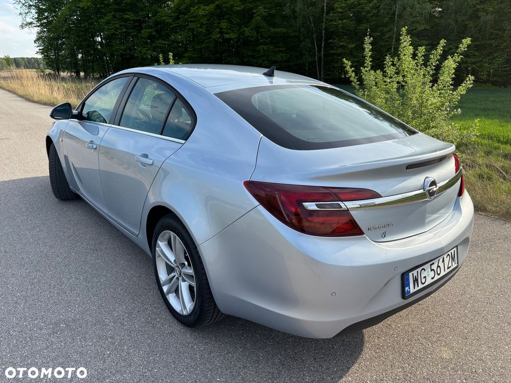 Opel Insignia 1.4 T Cosmo S&S - 8