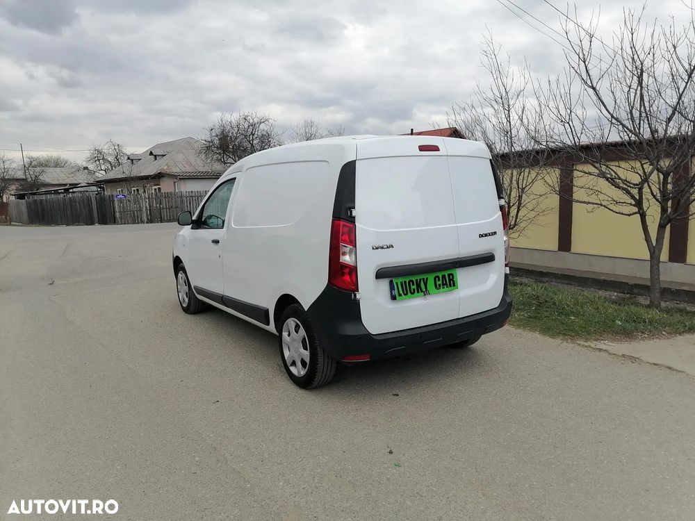 Dacia Dokker - 5