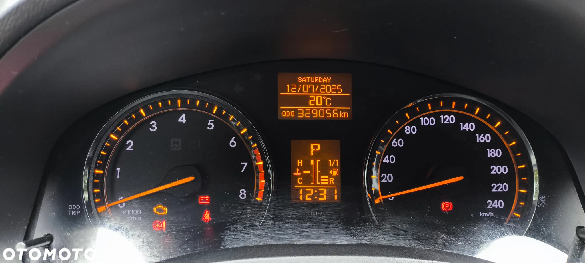 Toyota Avensis 1.8 Luna MS - 11