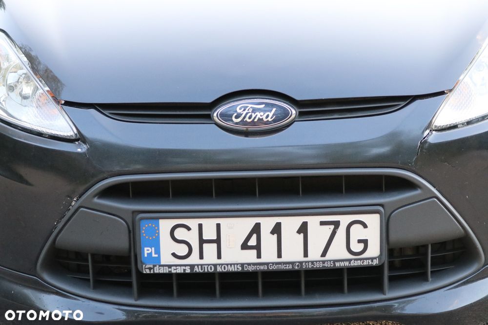 Ford Fiesta - 12