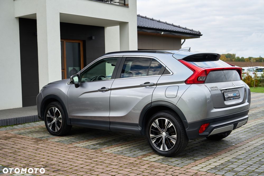 Mitsubishi Eclipse Cross - 11