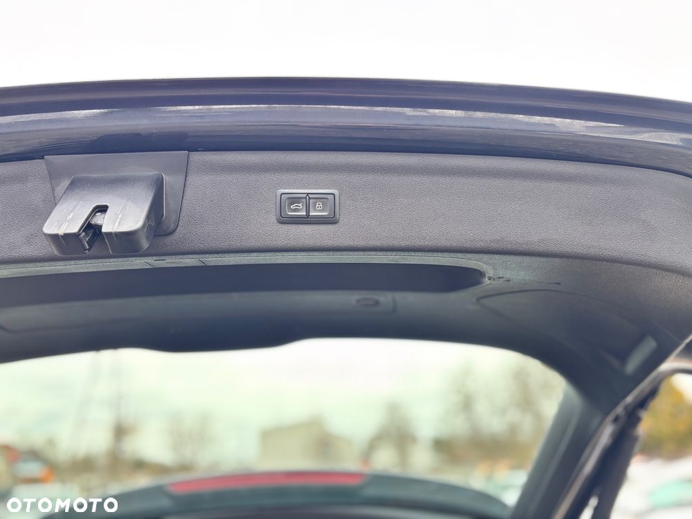 Audi Q3 1.4 TFSI CoD ultra S tronic - 23