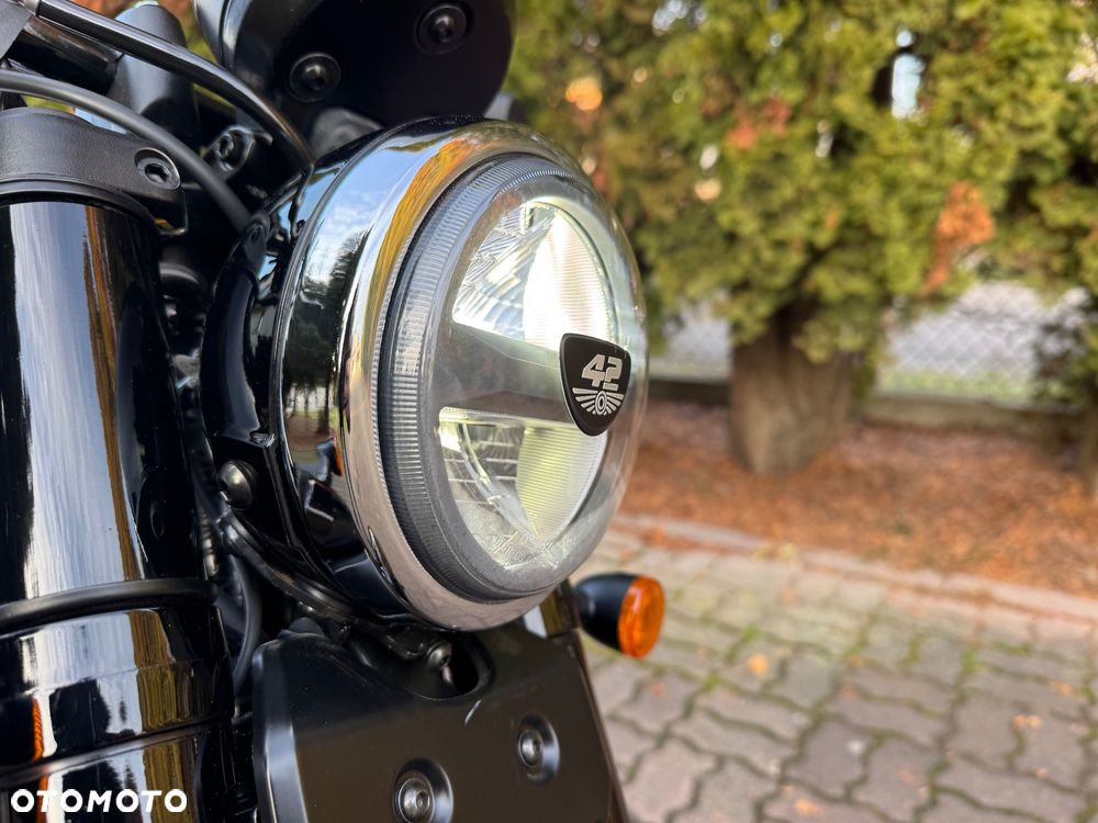 Jawa 350 42 Bobber - 8