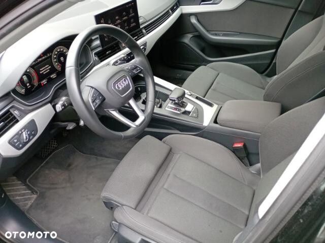 Audi A4 Avant - 4