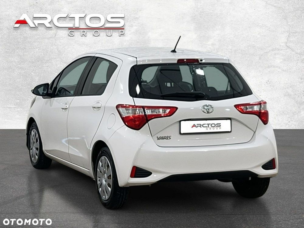 Toyota Yaris - 7