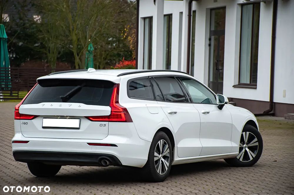 Volvo V60 D3 Momentum Core - 17