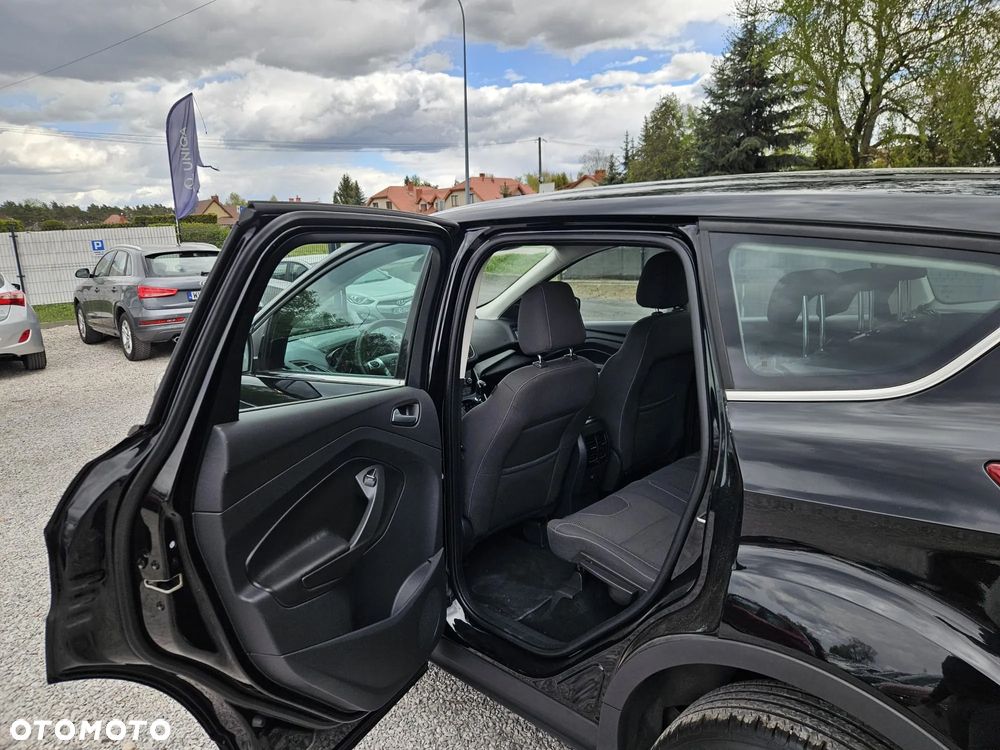 Ford Kuga 2.0 TDCi 4x4 Trend - 37