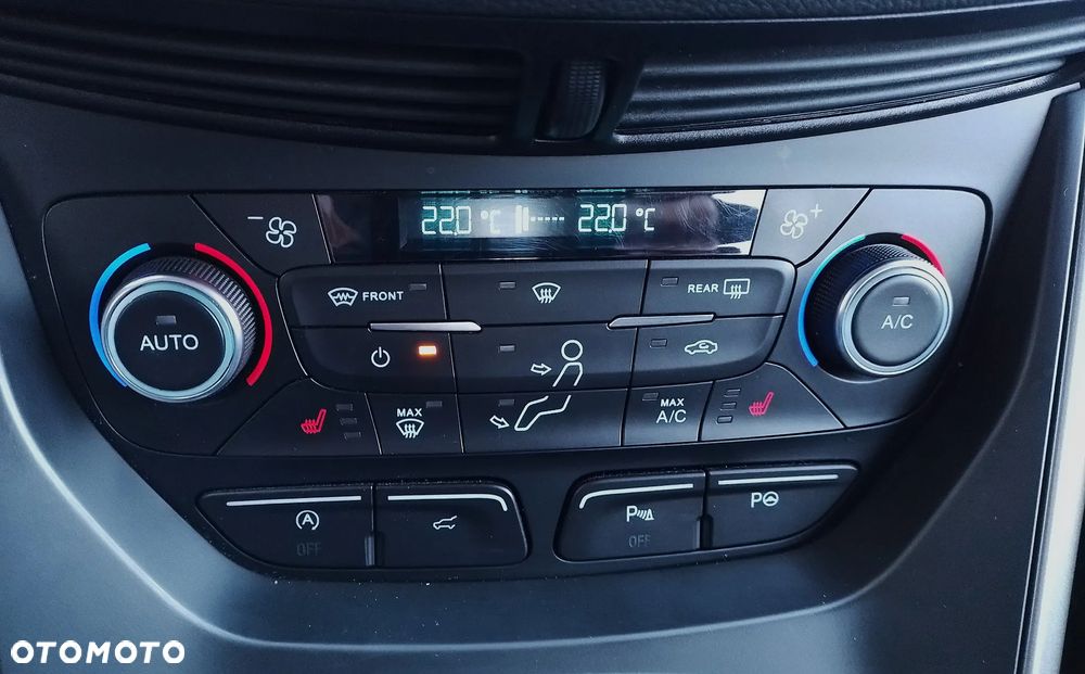 Ford Kuga 2.0 TDCi 4WD Titanium - 23