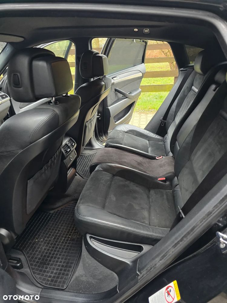 BMW X6 - 25