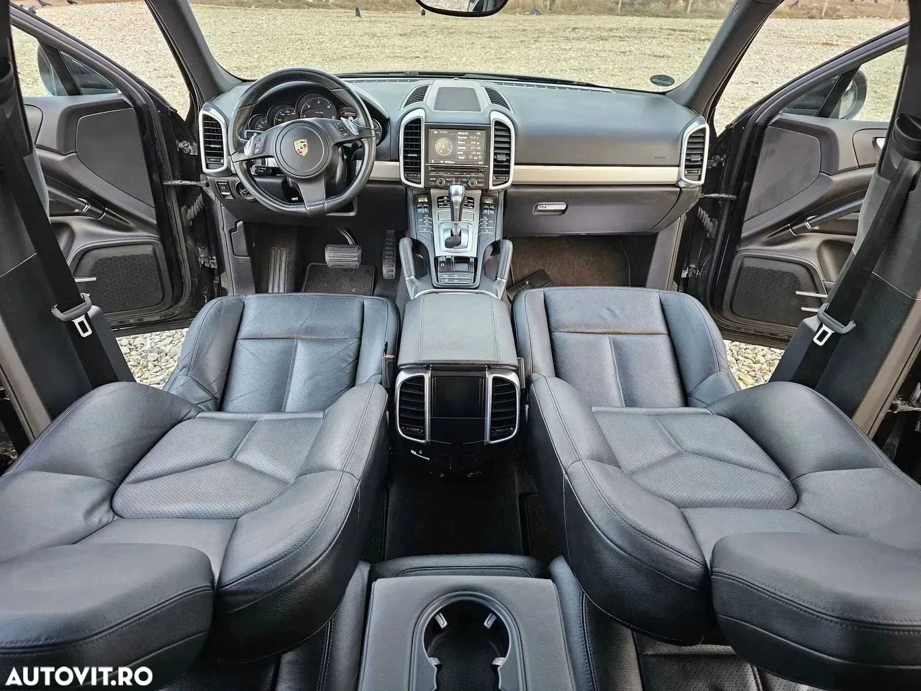 Porsche Cayenne Diesel Platinum Edition - 3