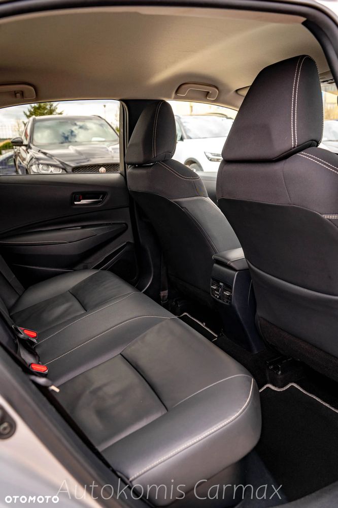 Toyota Corolla 1.8 Hybrid Executive - 22