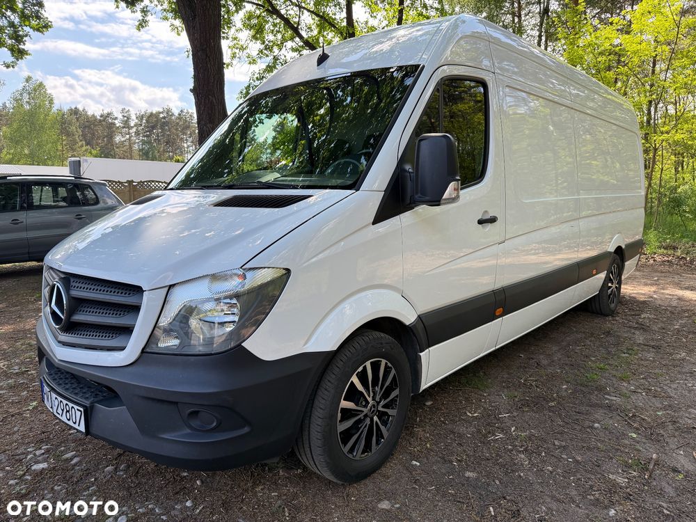 Mercedes-Benz Sprinter - 2