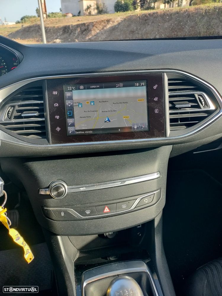 Peugeot 308 SW BlueHDi 120 Stop & Start Active - 19