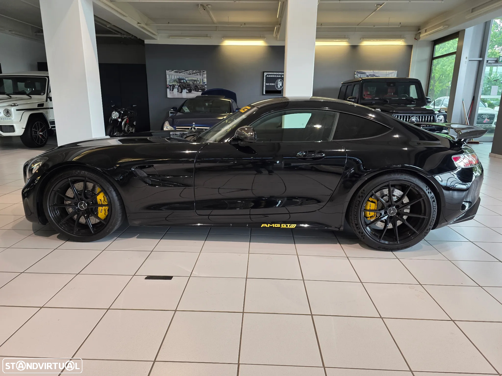 Mercedes-Benz AMG GT R - 15