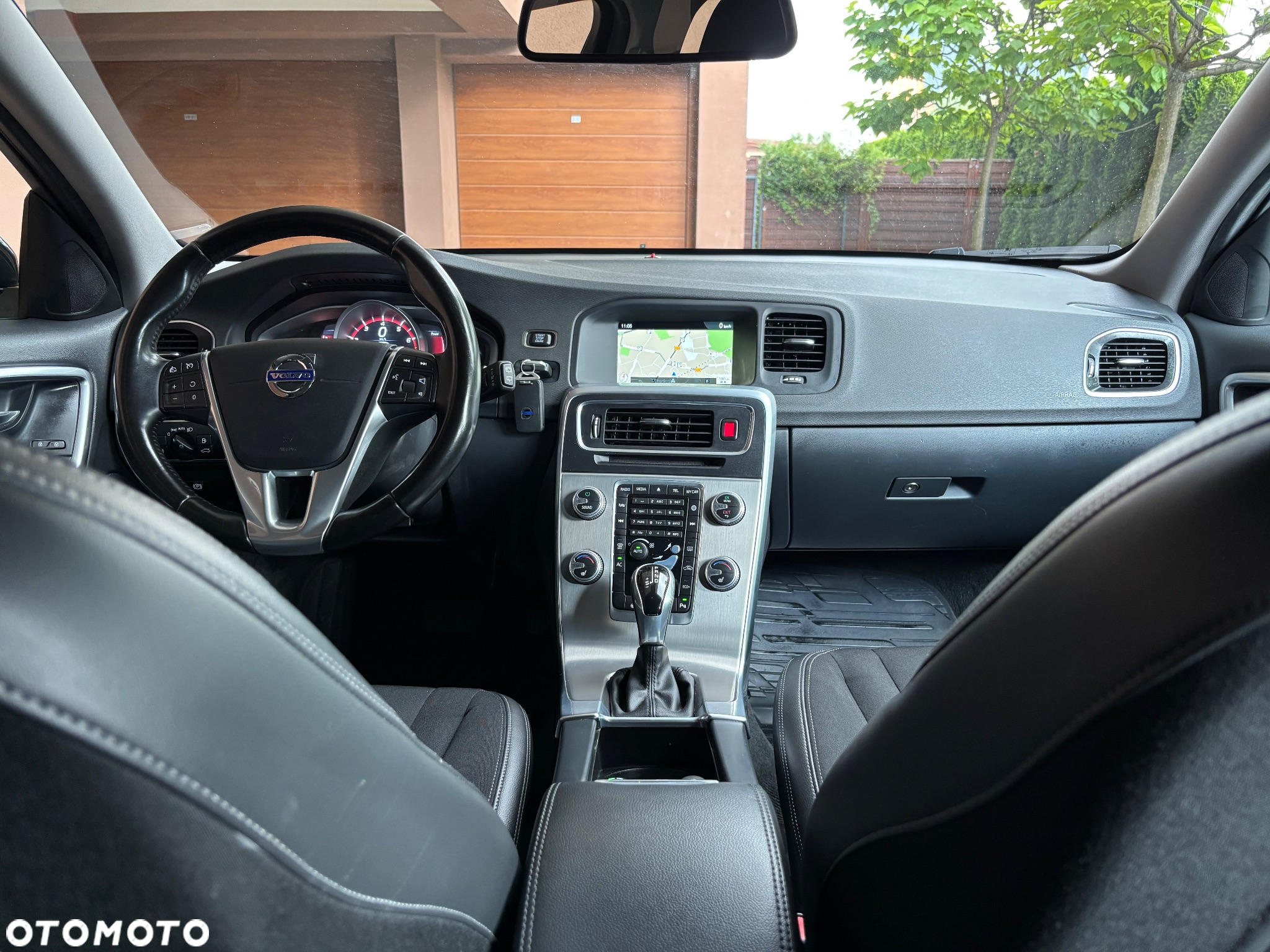 Volvo V60 T5 Drive-E Dynamic Edition (Momentum) - 18