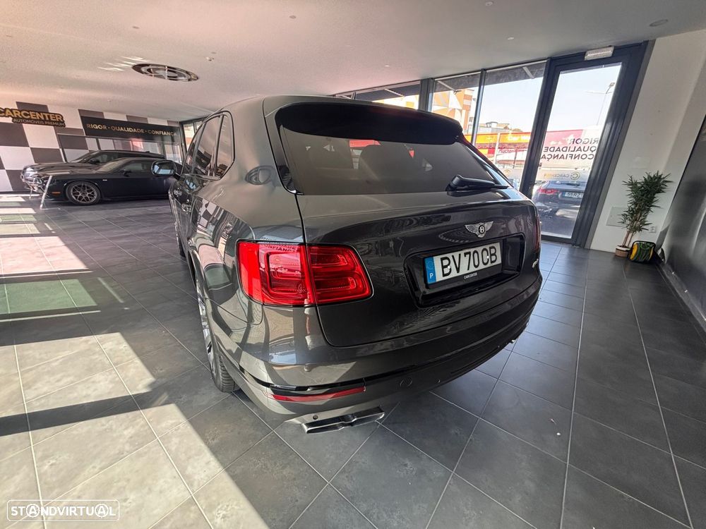 Bentley Bentayga - 17