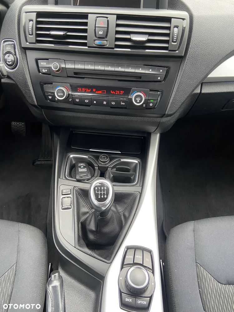 BMW Seria 1 - 22