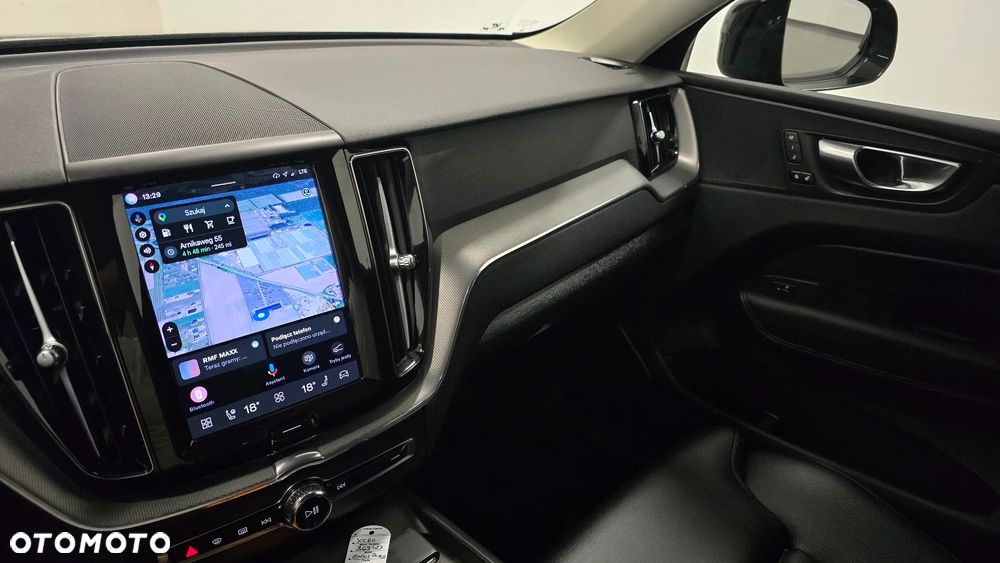 Volvo XC 60 B4 D AWD Ultimate Dark - 25