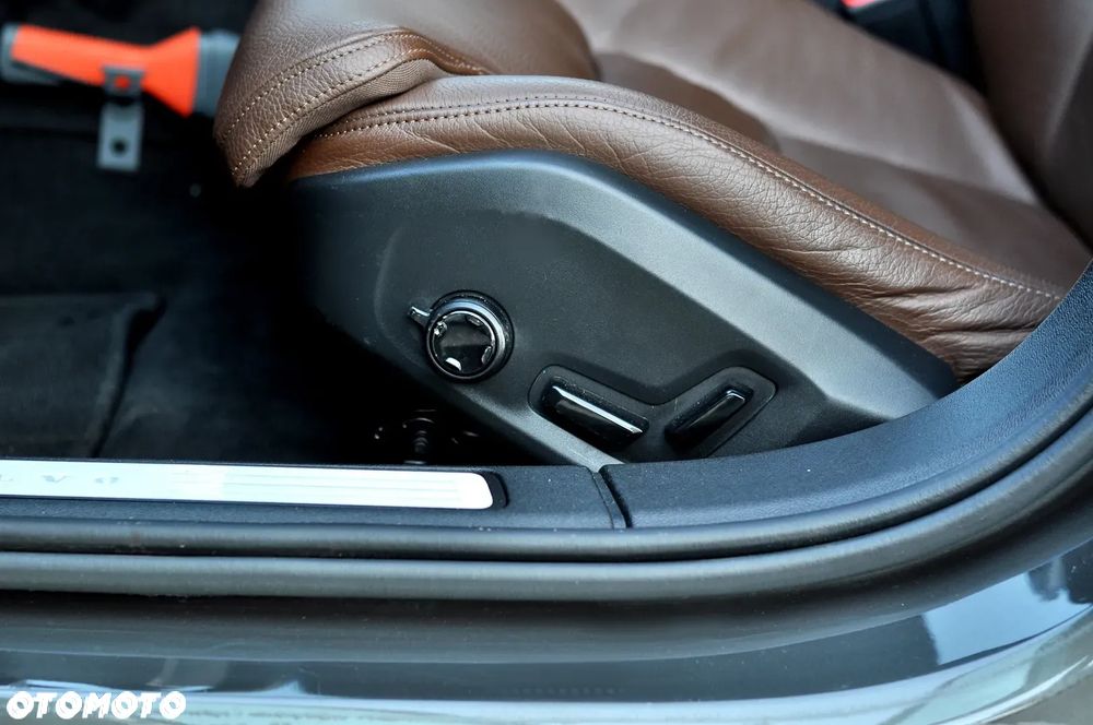 Volvo S60 - 25