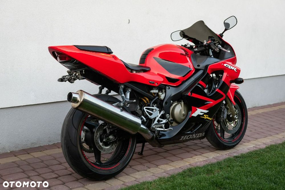 Honda CBR - 3