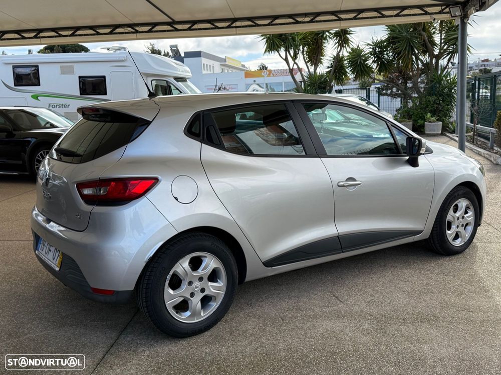 Renault Clio 1.5 dCi Confort - 12