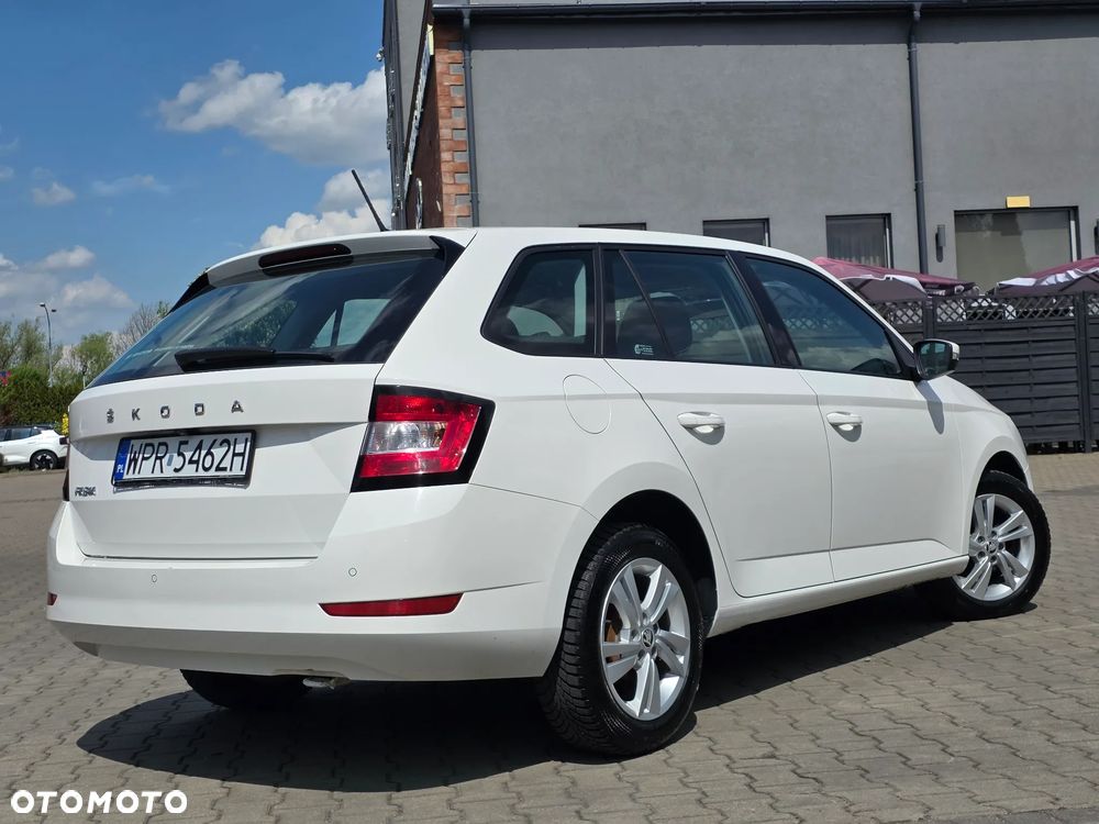 Skoda Fabia 1.0 TSI Ambition - 10