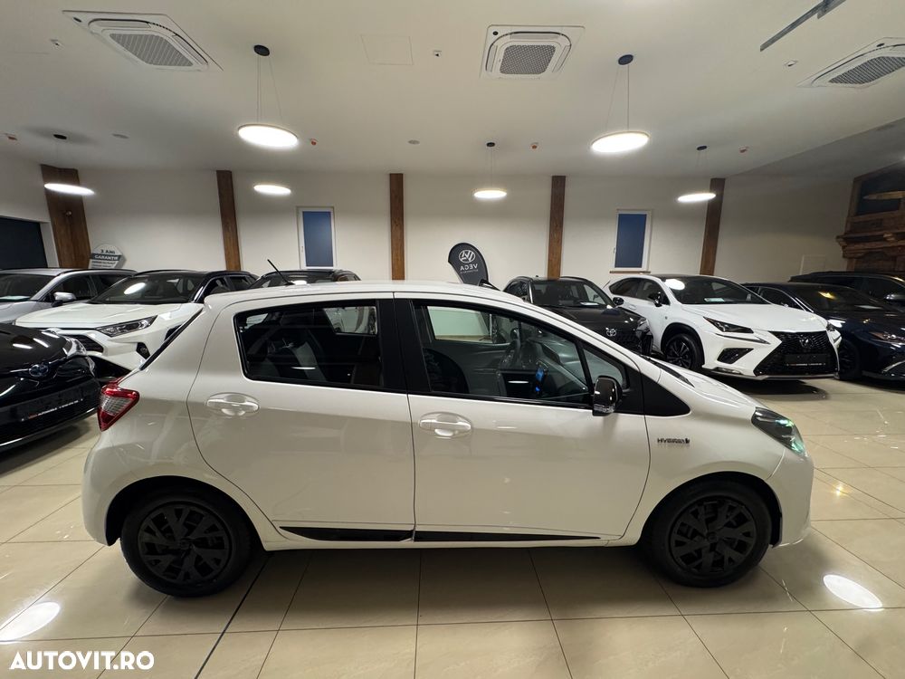 Toyota Yaris 1.5 VVT-i HSD Luna - 6
