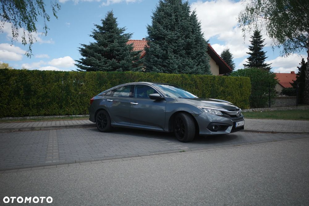 Honda Civic 1.5 T Elegance CVT - 3
