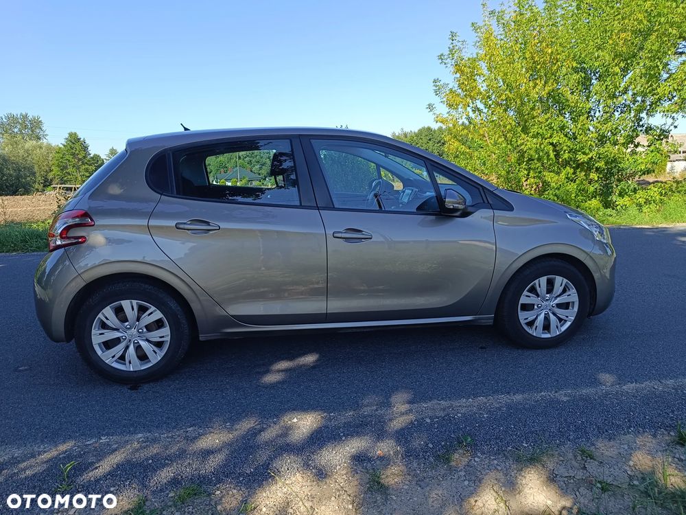 Peugeot 208 PureTech 82 Active - 17