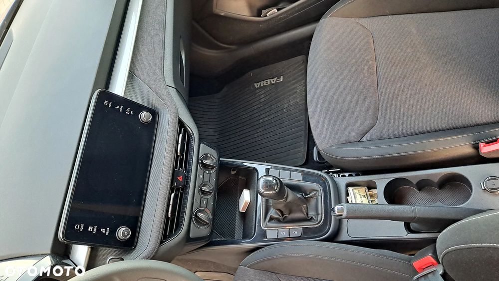 Skoda Fabia 1.0 TSI Selection - 13