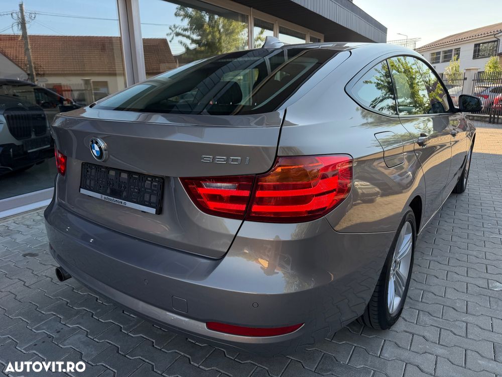 BMW Seria 3 320i Advantage - 11