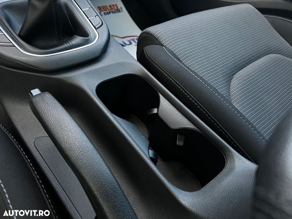 Hyundai i30 1.5 110CP 5DR M/T Comfort - 13