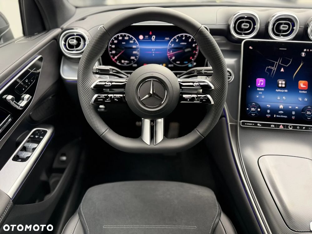 Mercedes-Benz GLC - 16