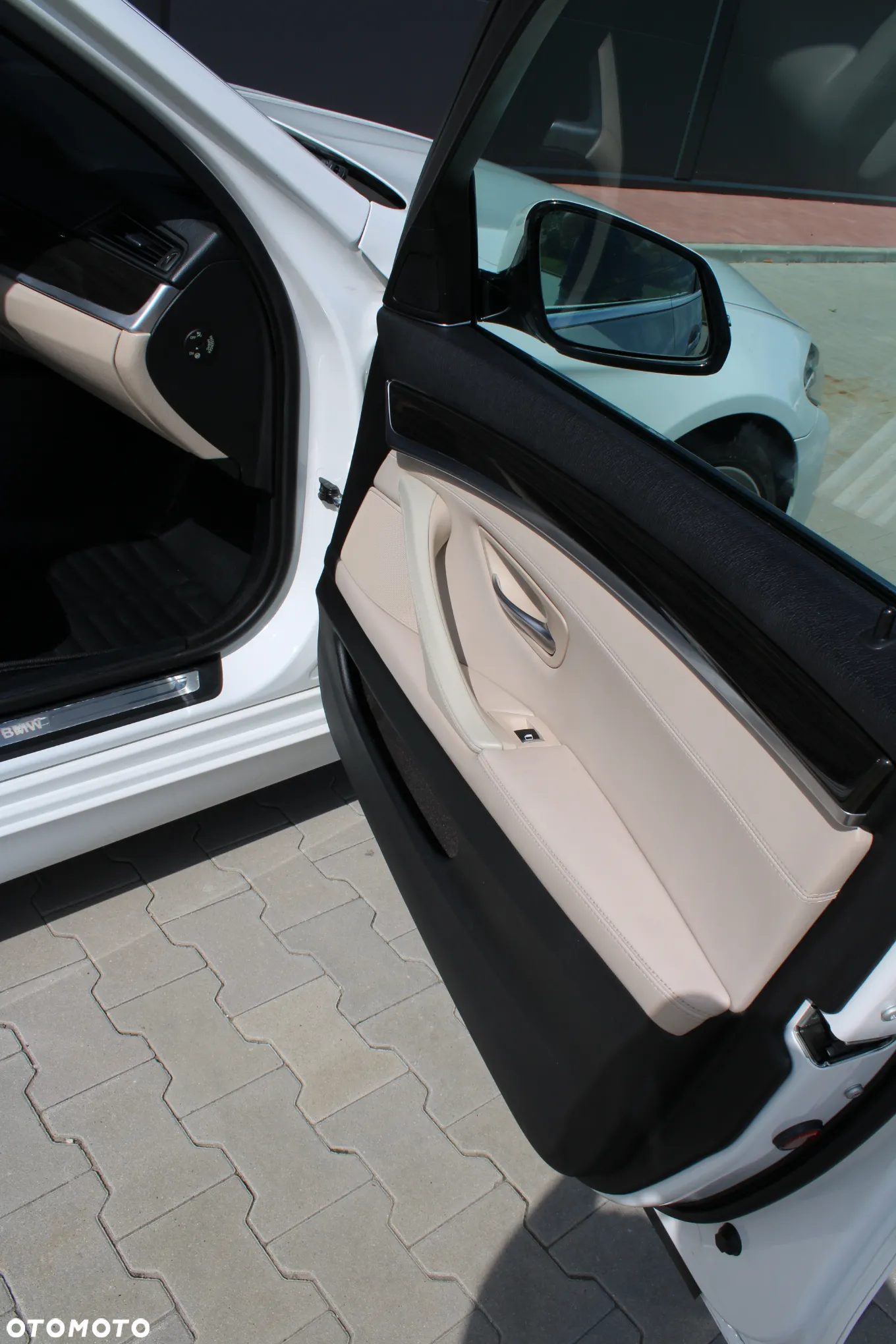 BMW Seria 5 520d Luxury Line - 25